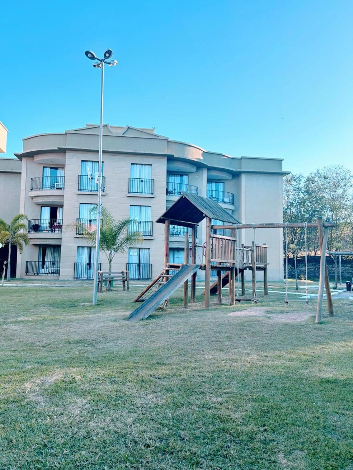 Flat Aldeia Das Aguas Волта-Редонда Экстерьер фото